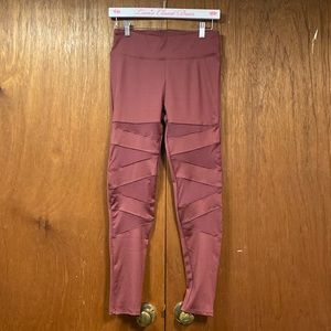 BOZZOLO Women’s Large Athletic Leggings With Mesh Cutouts